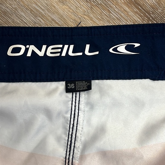 O’Neil Board Shorts Size 36 Velcro Fly w/Drawstring and side pocket - Picture 6 of 9